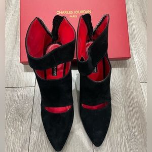 CHARLES JOURDAN  Black Suede Heeled bootie 8.5